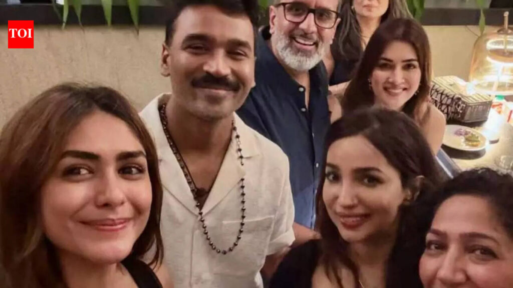 मृणाल ठाकुर ने वेलेंटाइन डे पर धनुष के साथ शादी की अफवाहों पर प्रतिक्रिया दी: ‘आज मेरी हल्दी है, कल संगीत है’ |