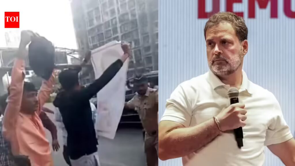 एआई समिट में कांग्रेस के शर्टलेस विरोध के बाद बीजेपी ने राहुल गांधी को काला झंडा दिखाया 5 एआई समिट में कांग्रेस के शर्टलेस विरोध के बाद बीजेपी ने राहुल गांधी को काला झंडा दिखाया