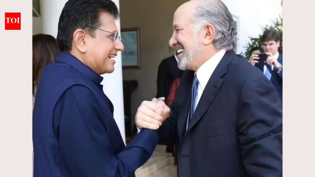 टैरिफ गतिरोध के बीच ट्रम्प ने अमेरिकी वाणिज्य सचिव पीयूष गोयल से मुलाकात की