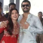 नवविवाहित जोड़ा रश्मिका मंदाना, विजय देवराकोंडा पहली बार उदयपुर हवाईअड्डे पर आए और फ्लाइंग किस किया: वीडियो देखें |