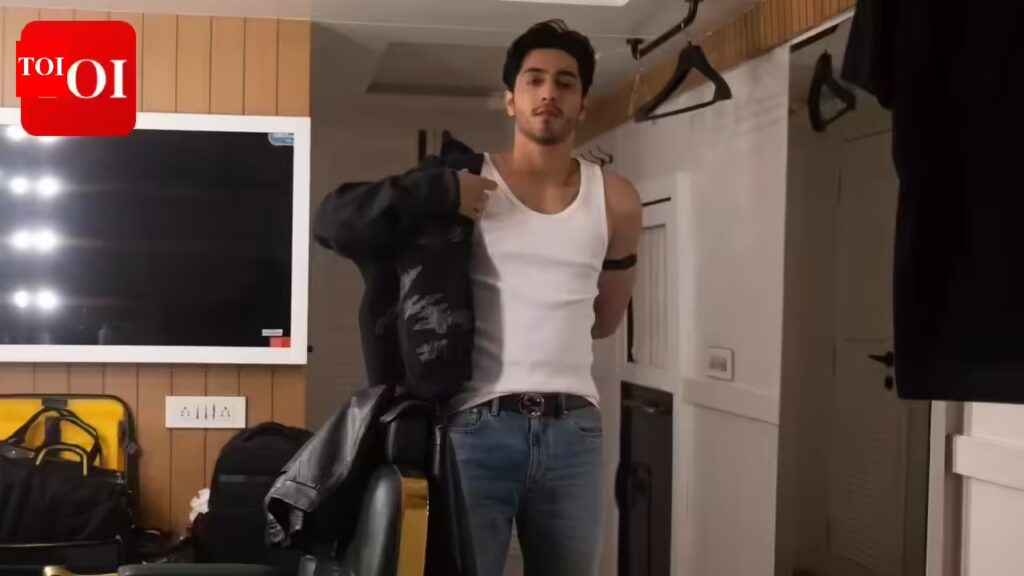 अहान पांडे के कंधे की सर्जरी: सायरा के बाद अहान पांडे ने किया कंधे की गुप्त सर्जरी का खुलासा; कहते हैं, डॉक्टर ने चेतावनी दी थी कि उसका शरीर ‘शून्य पर वापस चला जाएगा’ | हिंदी मूवी समाचार