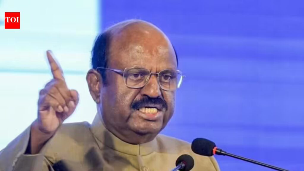 विधानसभा चुनाव से पहले बंगाल के राज्यपाल सीवी आनंद बोस ने इस्तीफा दे दिया है