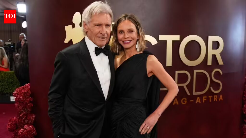 हैरिसन फोर्ड कैलिस्टा फ्लॉकहार्ट फॉर्च्यून: हैरिसन फोर्ड और कैलिस्टा फ्लॉकहार्ट की संयुक्त नेट वर्थ 2026 में: युगल के भीतर 330 मिलियन अमेरिकी डॉलर की नेट वर्थ | अंग्रेजी मूवी समाचार