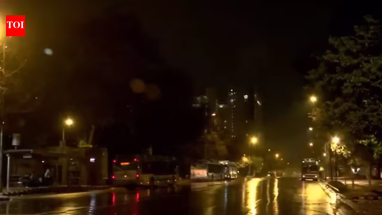 दिल्ली के कुछ हिस्सों में बारिश; तापमान गिरकर 27-29 डिग्री सेल्सियस तक पहुंचने की संभावना है