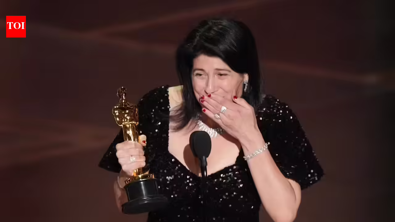 कैसेंड्रा कुलुकुंडिस ने ‘वन बैटल आफ्टर अदर’ के लिए पहला सर्वश्रेष्ठ कास्टिंग ऑस्कर जीता |