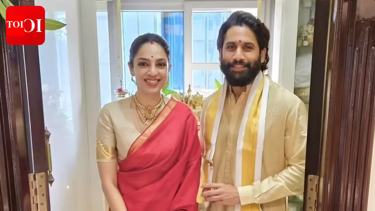 नागा चैतन्य अपनी सफलता का श्रेय शोभिता धूलिपाला को देते हैं और उन्हें अपना लकी चार्म बताते हैं।