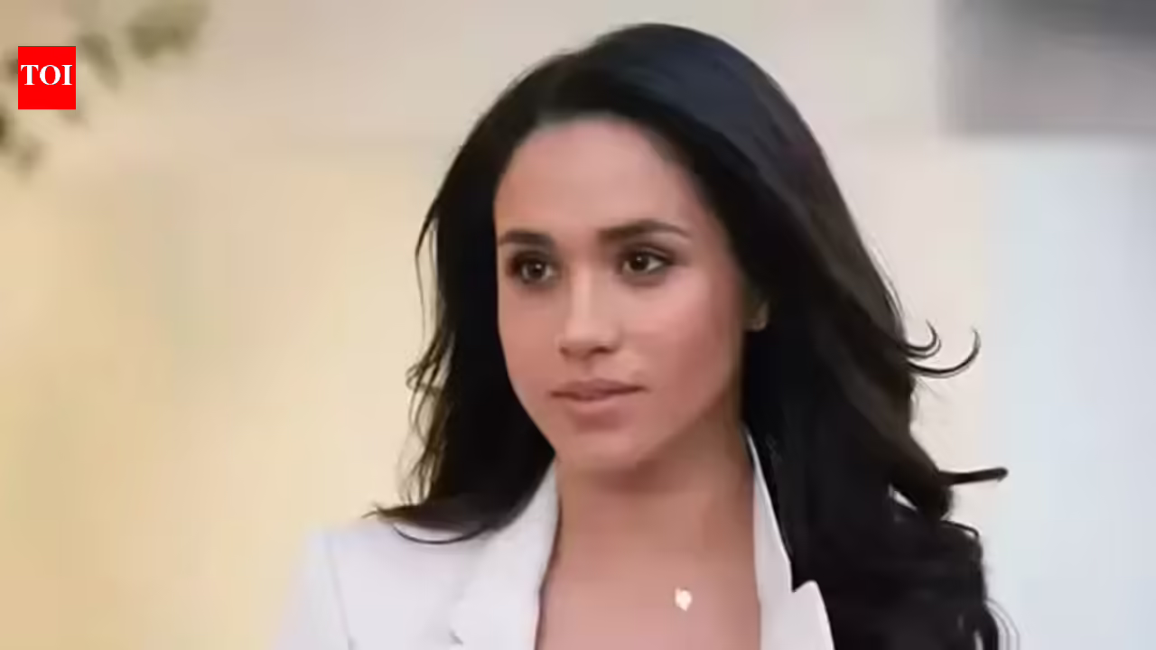 मेघन मार्कल: मेघन मार्कल ने मोंटेकिटो में जीवन की प्यारी झलक साझा की: फूलों की सजावट, बेटी लिलिबेट मुर्गियों का पीछा करती हुई और बहुत कुछ | अंग्रेजी मूवी समाचार