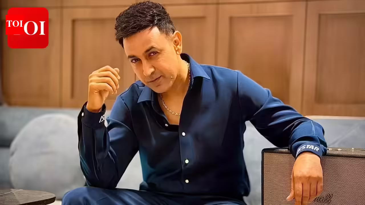 गिप्पी ग्रेवाल: ‘संदेशों को नजरअंदाज किया जा सकता है, गोलियों को नहीं’: गिप्पी ग्रेवाल को गोल्डी बराड़ से कथित धमकी मिली; रोंगटे खड़े कर देने वाली ऑडियो क्लिप वायरल पंजाबी मूवी न्यूज़