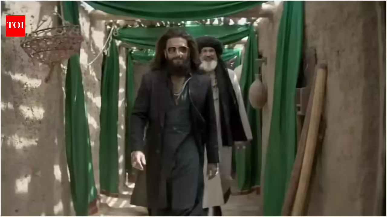 'धुरंधर द रिवेंज' से रणवीर सिंह का 'शेर-ए-बलूच' गाना खालिद का प्रतिष्ठित 'दीदी' ट्रैक है जो 'FA9LA' की जगह लेता है | 8 ‘धुरंधर द रिवेंज’ से रणवीर सिंह का ‘शेर-ए-बलूच’ गाना खालिद का प्रतिष्ठित ‘दीदी’ ट्रैक है जो ‘FA9LA’ की जगह लेता है |