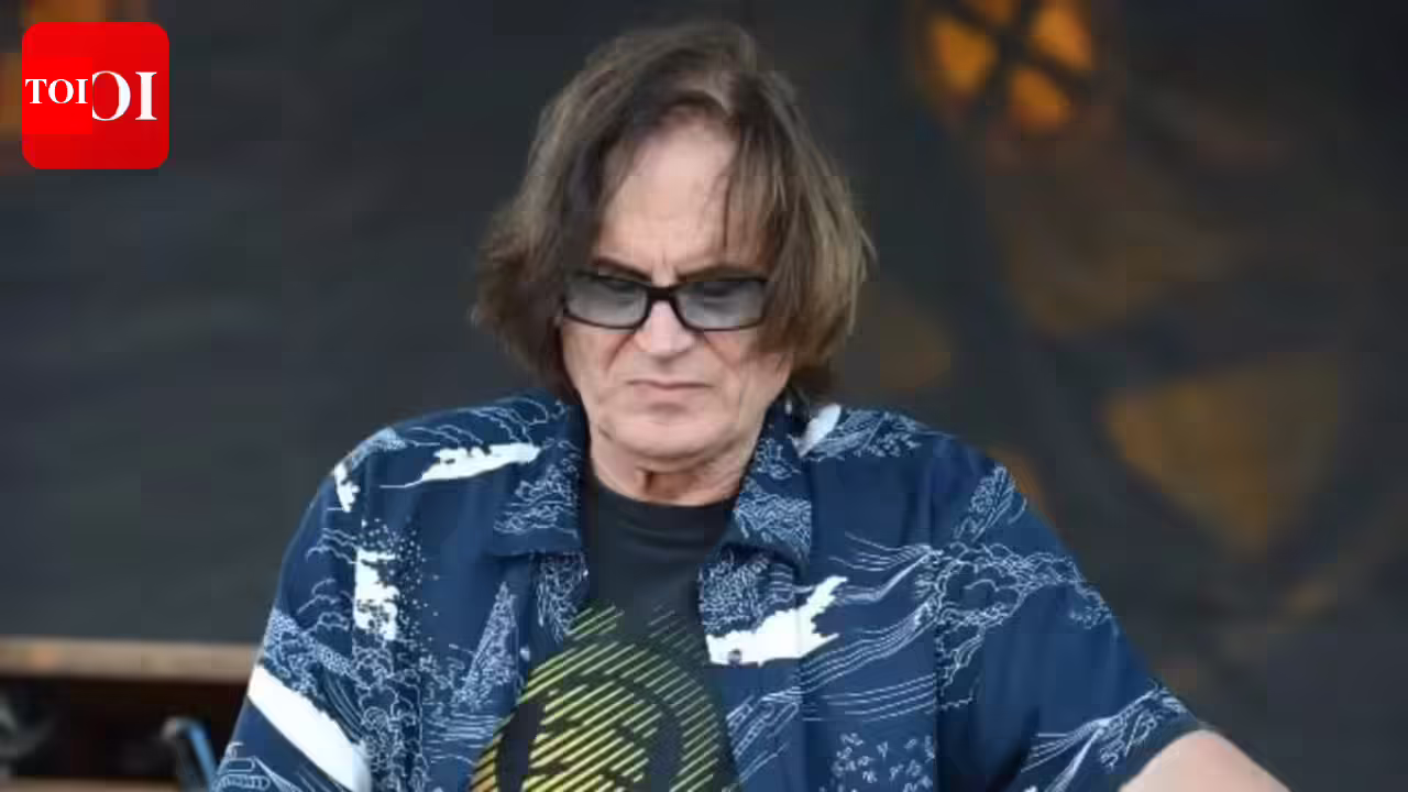 एम्ब्रोसिया के संस्थापक सदस्य और 'हैमंड बी3 किंग' क्रिस्टोफर नॉर्थ का निमोनिया से लड़ाई के बाद 75 वर्ष की आयु में निधन हो गया अंग्रेजी मूवी समाचार 9 एम्ब्रोसिया के संस्थापक सदस्य और ‘हैमंड बी3 किंग’ क्रिस्टोफर नॉर्थ का निमोनिया से लड़ाई के बाद 75 वर्ष की आयु में निधन हो गया अंग्रेजी मूवी समाचार