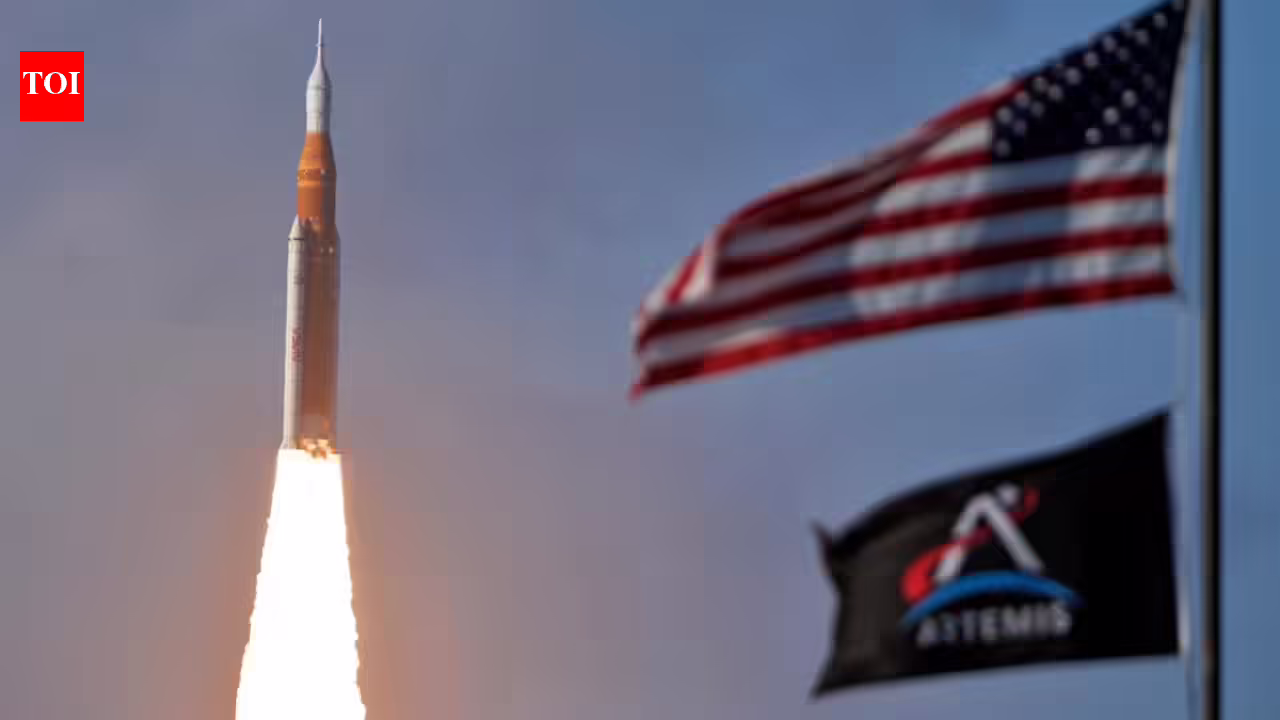 आर्टेमिस II क्रू की पृथ्वी और चंद्रमा के चारों ओर 10-दिवसीय यात्रा – नासा के ऐतिहासिक चंद्रमा मिशनों की समयरेखा