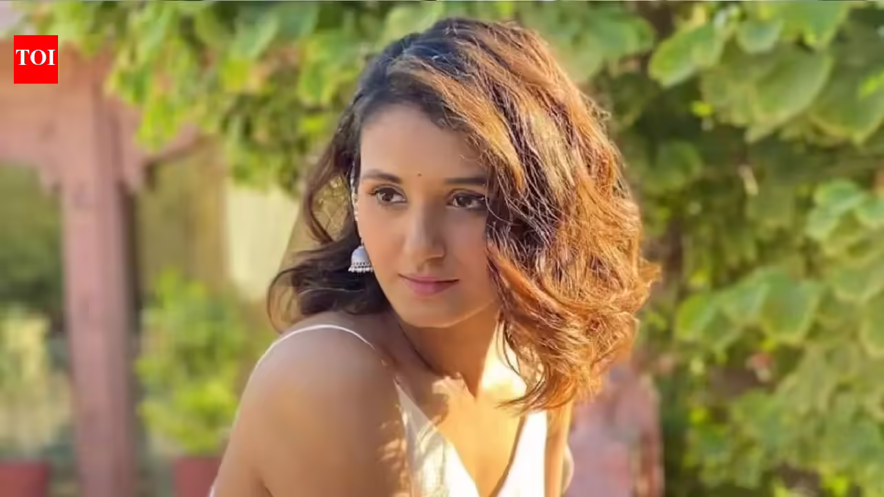 शक्ति मोहन उस छेड़छाड़ को याद करते हुए कहती हैं, ‘सिर्फ अजनबी ही नहीं, रिश्तेदार भी’; ‘मेरी मां को होगी परिवार की प्रतिष्ठा की चिंता’ |