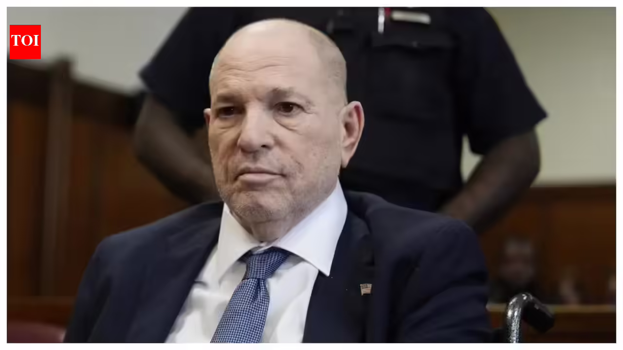 न्यूयॉर्क बलात्कार मामले में हार्वे विंस्टीन पर फिर से मुकदमा चलाया जाएगा