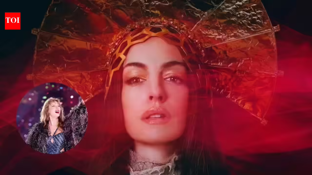 ऐनी हैथवे ने एराज़ दौरे के दौरान टेलर स्विफ्ट के मधुर भाव को याद किया: ‘उसने मुझे बहुत प्यार का एहसास कराया’ |