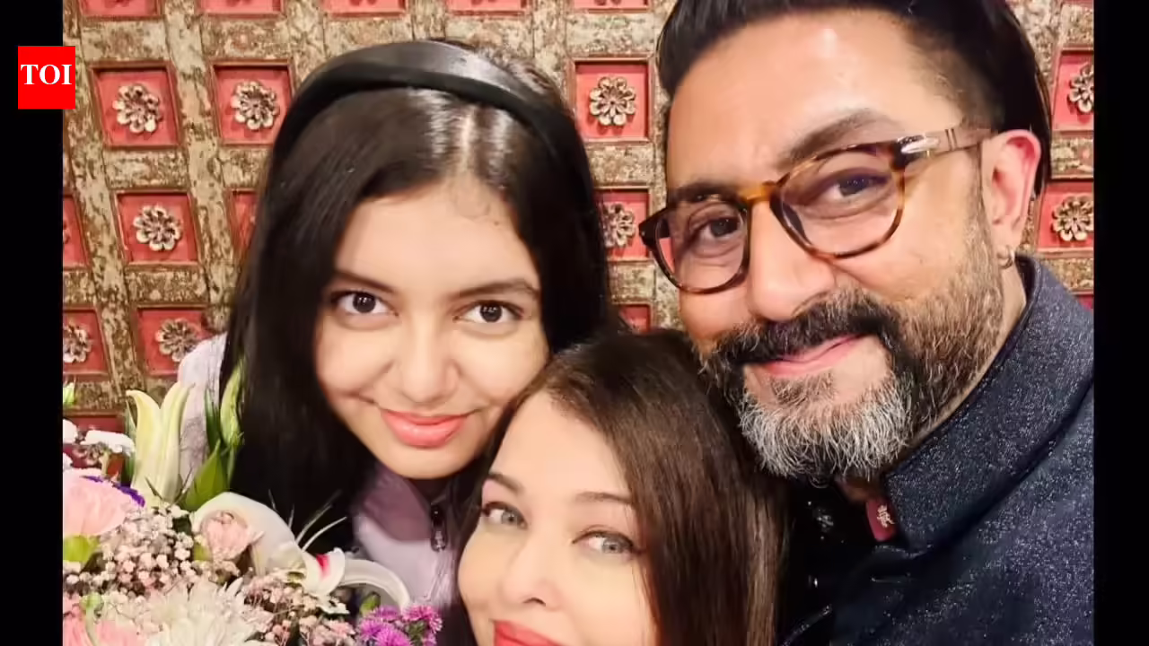 अभिषेक बच्चन ने खुलासा किया कि वह बेटी आराध्या बच्चन की फिल्म समीक्षा से क्यों बचते हैं: ‘आजकल के बच्चे बेहद ईमानदार हैं’ | हिंदी मूवी समाचार