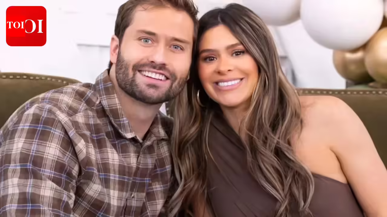 टेलर फ्रेंकी पॉल और डकोटा मोर्टेंसन के बिना ‘सीक्रेट लाइव्स ऑफ मॉर्मन वाइव्स 5’ की शूटिंग फिर से शुरू होगी – रिपोर्ट |