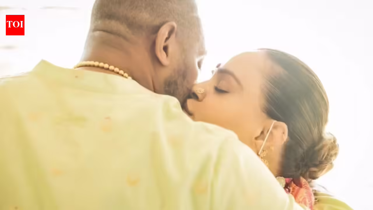 कास्टिंग डायरेक्टर शानू शर्मा ने रचाई शादी, छुपाई पति की पहचान; रणवीर सिंह, अर्जुन कपूर, परिणीति चोपड़ा की प्रतिक्रिया | हिंदी मूवी समाचार