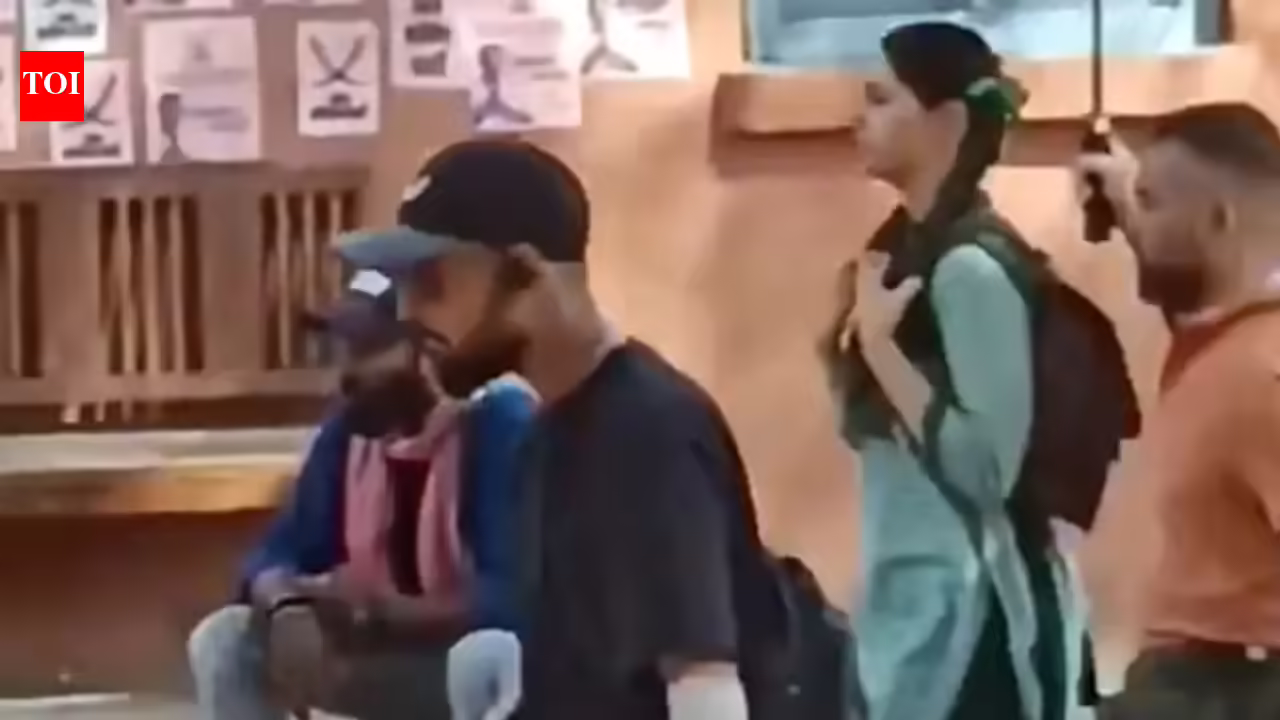 ‘शक्ति शालिनी’ के सेट से अनीत पड्डा का वीडियो वायरल; एक्ट्रेस ने स्कूल गर्ल के किरदार से तहलका मचा दिया था