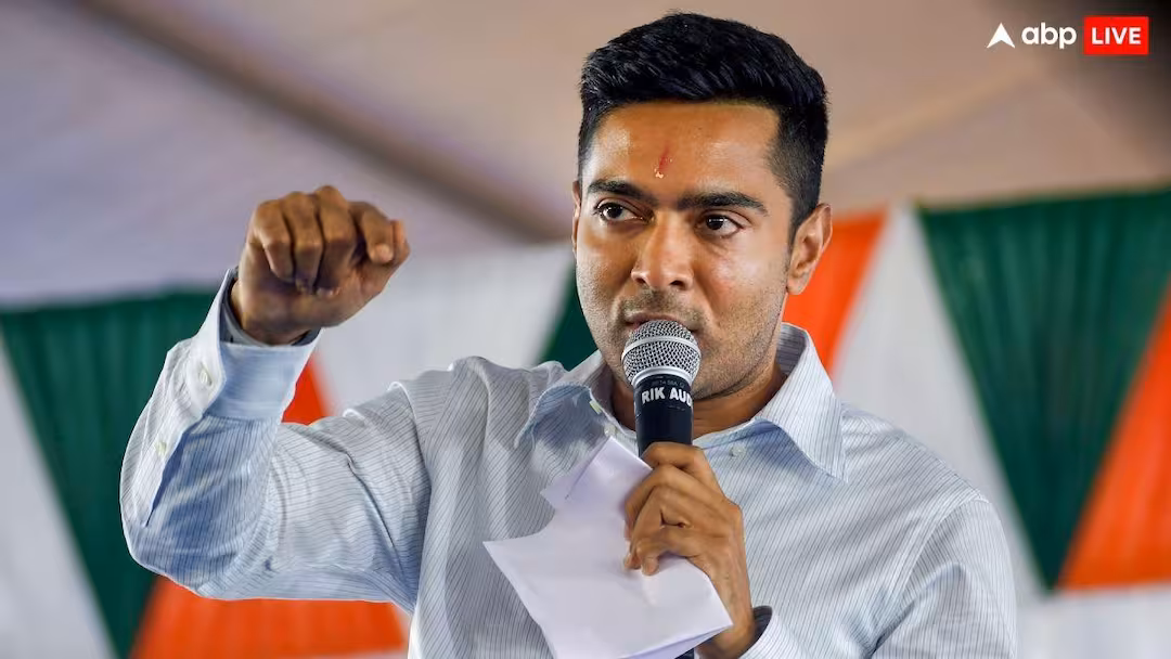 आप सांसद हैं, कैसे ये सब बोल रहे? ‘गॉड फादर’ वाले बयान पर राहत तो मिली पर अभिषेक बनर्जी पर जमकर बरसा HC, वकील को भी खूब सुना दी