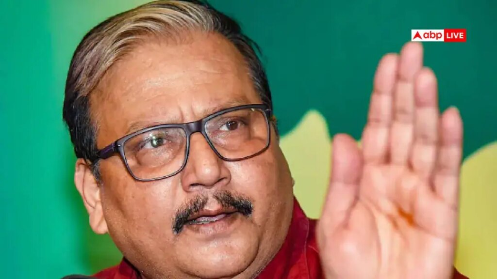 कॉकरोच जनता पार्टी को खुलकर क्यों समर्थन दे रहे हैं मनोज झा? RJD सांसद ने खुद दिया जवाब