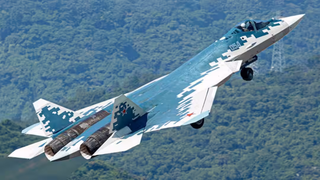 पुतिन ने भारत को फिर दिया 5वीं पीढ़ी के Su-57 फाइटर जेट का ऑफर, प्रतिबंधों की धमकी पर अमेरिका-यूरोप को जमकर सुनाया