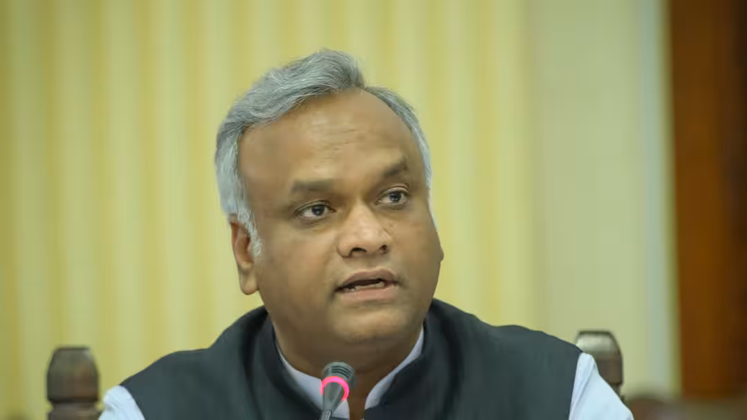राम मंदिर में चढ़ावा चोरी पर भड़के प्रियांक खरगे, कहा- ‘इस पर मन की बात कब करेंगे PM मोदी’