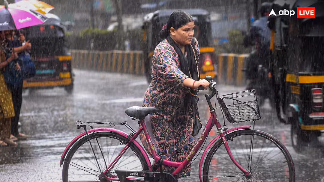 महाराष्ट्र पहुंचा मानसून! मुंबई-पुणे में हुई झमाझम बारिश, जानें देश के बाकी हिस्सों में कब बरसेंगे बदरा
