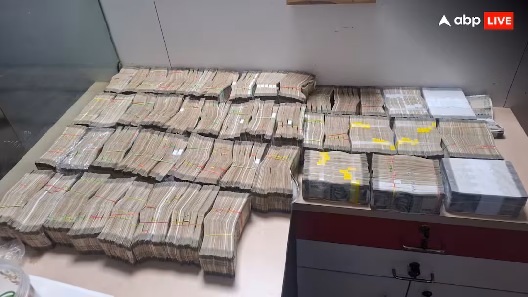 2 करोड़ कैश, 300 ग्राम से ज्यादा सोना, 5 इमारतें और 13 प्लॉट… ओडिशा विजिलेंस टीम ने ITDA के AEE के 9 ठिकानों पर मारा छापा