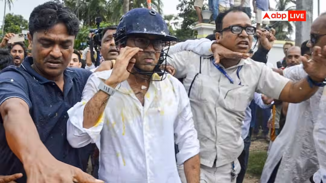 Abhishek Banerjee Attack: पहले चोर-चोर के नारे और फिर फेंके गए अंडे-पत्थर… सोनारपुर में कैसे शुरू हुआ अभिषेक बनर्जी पर अटैक?