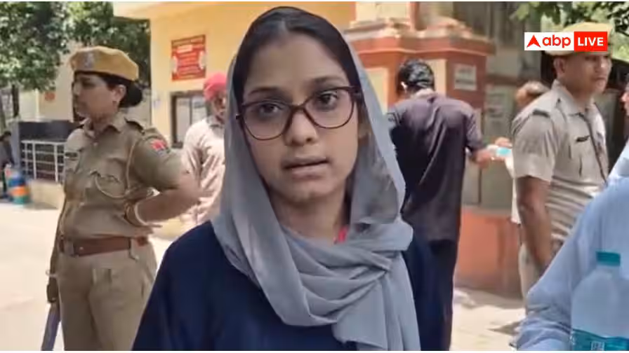 NEET परीक्षा में बुर्का पहन कर पहुंची छात्रा को रोकने पर बवाल, कांग्रेस-BJP आमने-सामने