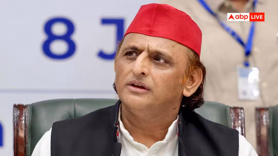 ‘अखिलेश जी आपका ‘दरोगा’ ‘लुटेरा’ है…’, सपा चीफ अखिलेश यादव का नाम लेकर योगी के मंत्री का बड़ा दावा