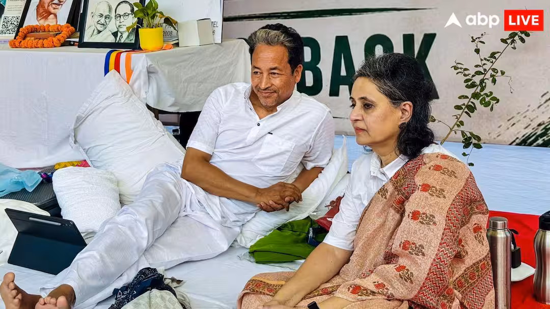 सोनम वांगचुक को जंतर-मंतर से हटाने पर ममता बनर्जी की पार्टी का पहला रिएक्शन, कहा- ‘ये किस तरह की…’