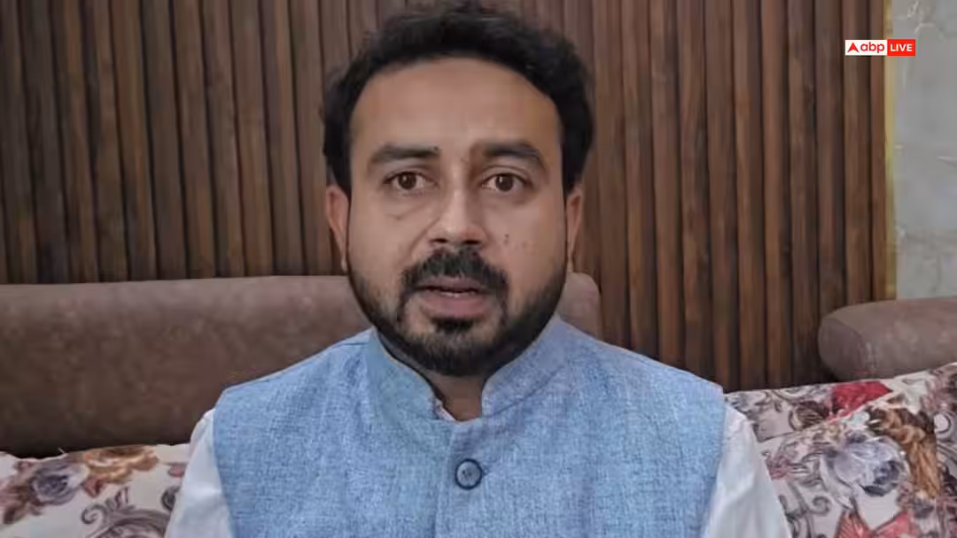 ‘समाजवाद छोड़ सॉफ्ट हिंदुत्व की राह पर चल पड़े अखिलेश यादव’, AIMIM का सपा मुखिया पर बड़ा हमला